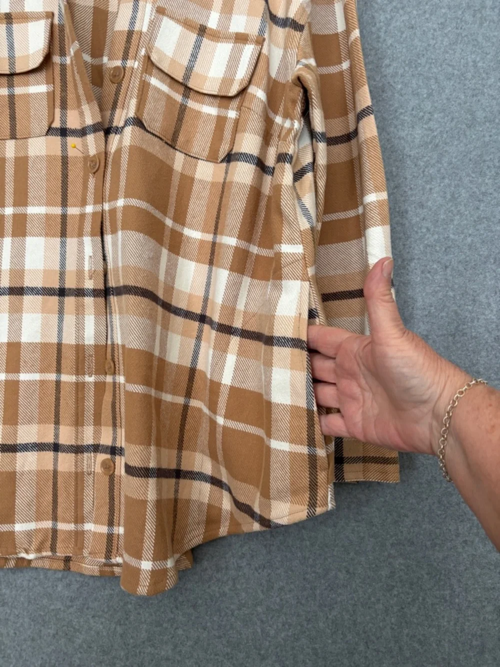 Lane Bryant NWT Plaid Button-Up Shacket 14/16 Camel/Black/White Flannel - Picture 3 of 8